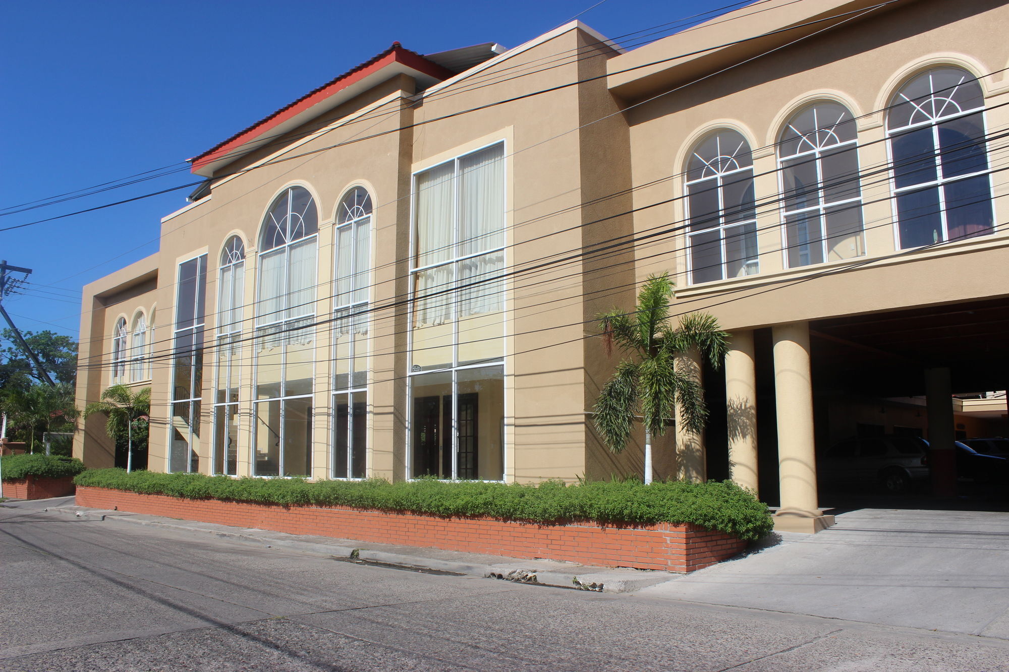 Hotel La Quinta La Ceiba Exterior photo
